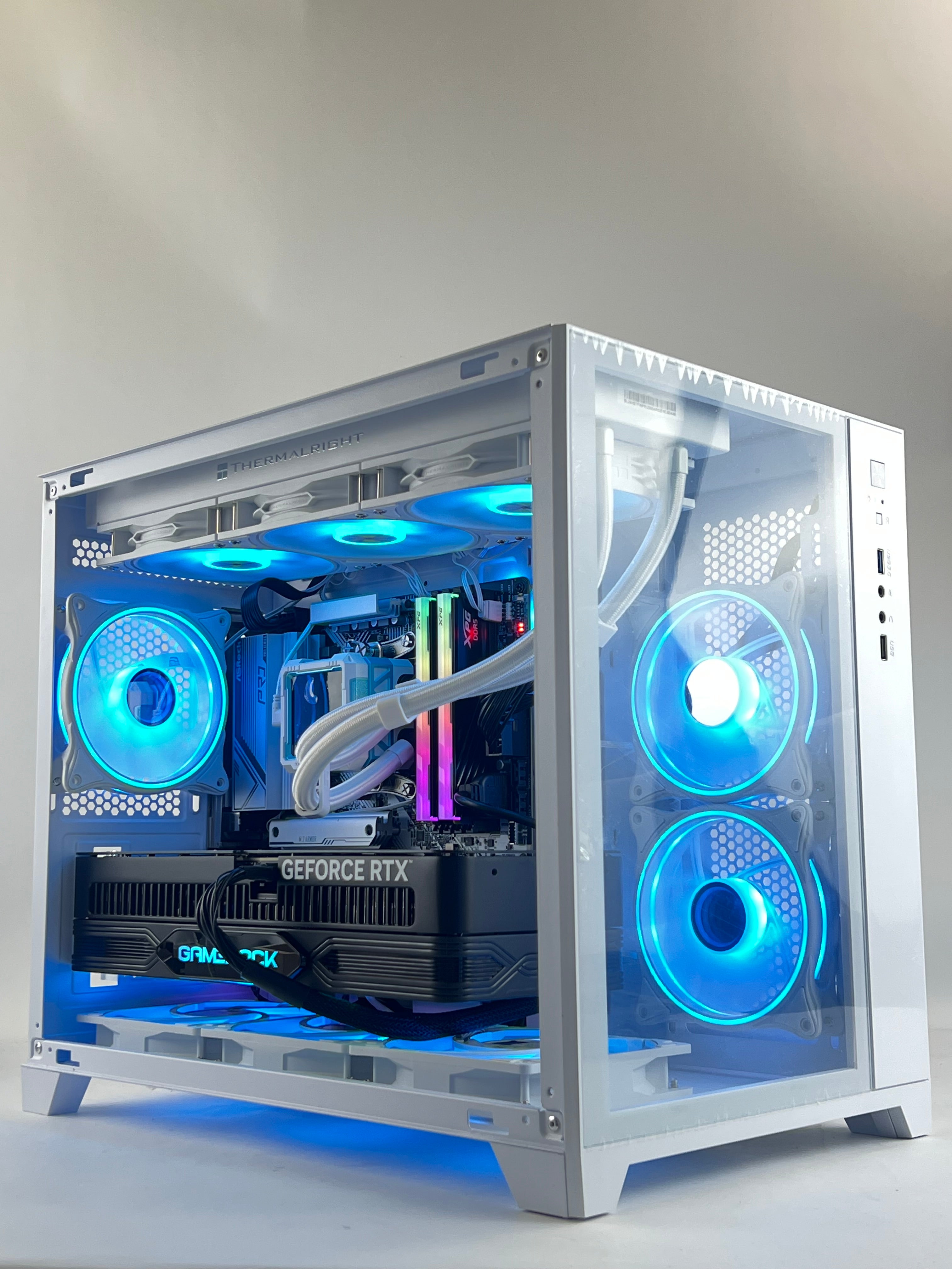 Gaming PC RTX 5090 Ryzen 7 9800X3D 32gb DDR5 1tb NVMe