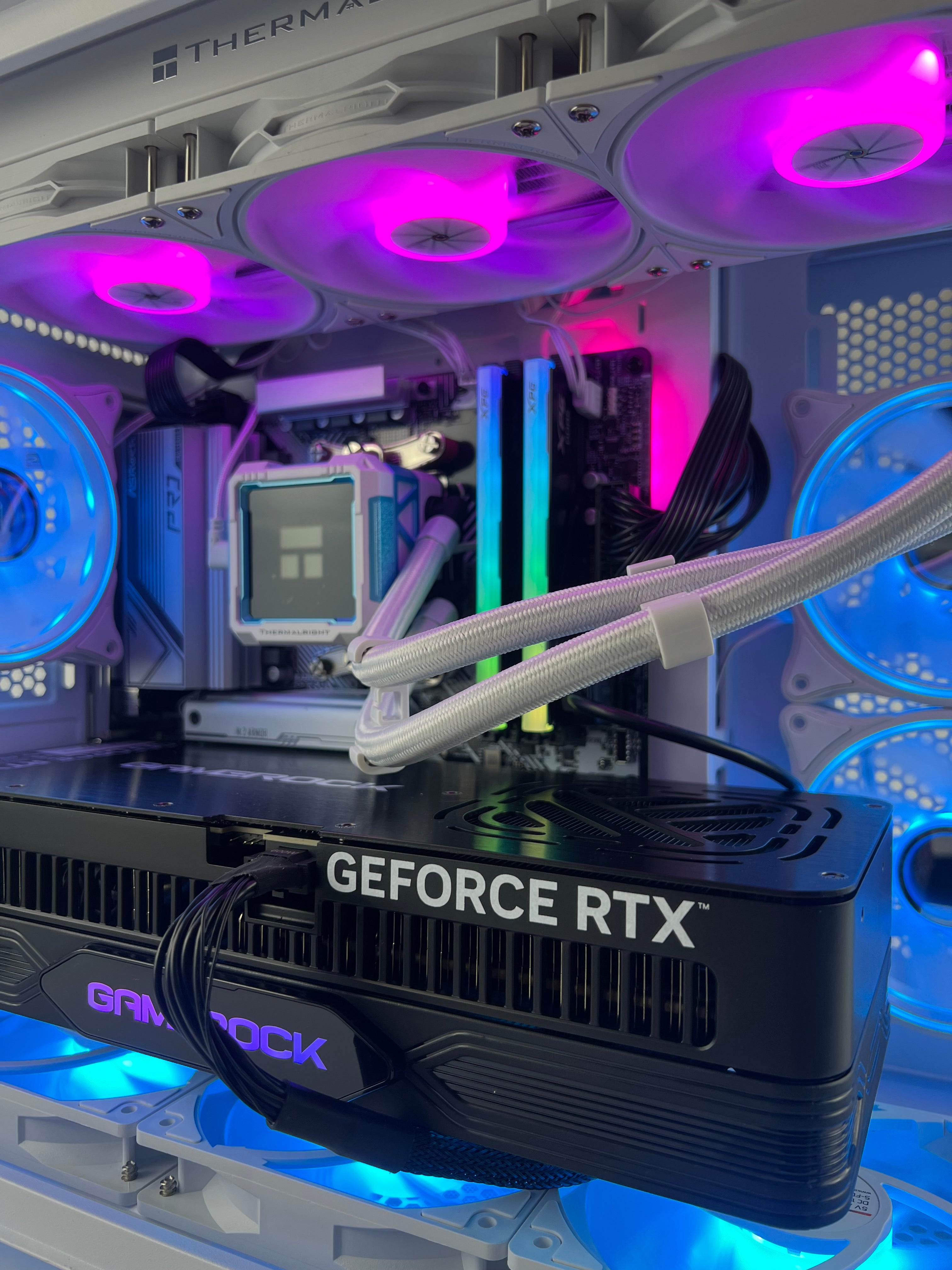 Gaming PC RTX 5090 Ryzen 7 9800X3D 32gb DDR5 1tb NVMe