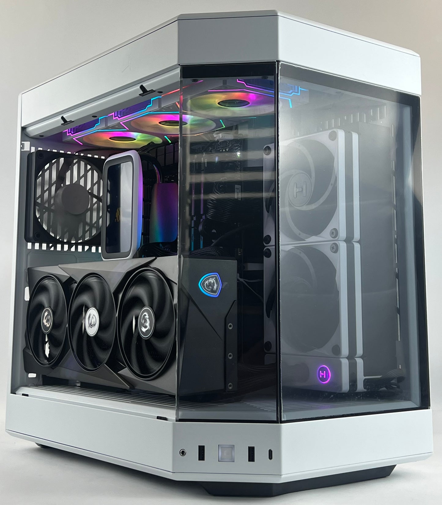Gaming PC RTX 5090 Ryzen 7 9800X3D 32gb DDR5 1tb NVMe