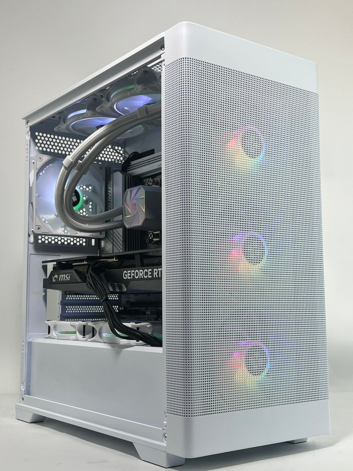 Gaming PC RTX 5070 Ryzen 7 7700 32gb DDR5 1tb NVMe